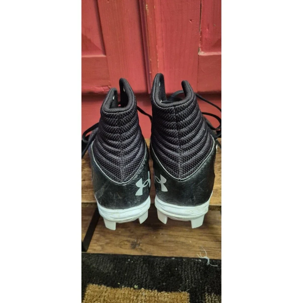 Under Armour Men's 8 Soccer Football Cleats Black Highlight Franchise Rm 2 EUC